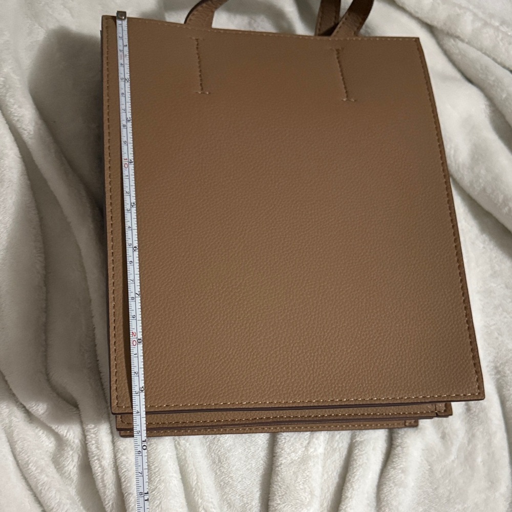 Uniqlo Faux Leather Bag - Picture 7 of 8
